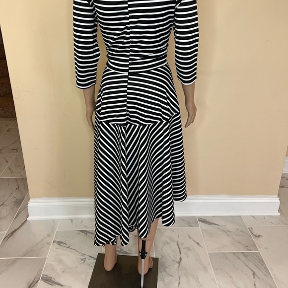 𝅺Asymmetric stripe dress - Picture 6 of 7